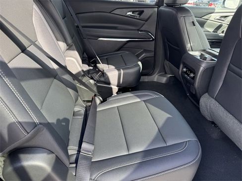 New 2026 Chevrolet Traverse LT w/ Midnight/Sport Edition image 8
