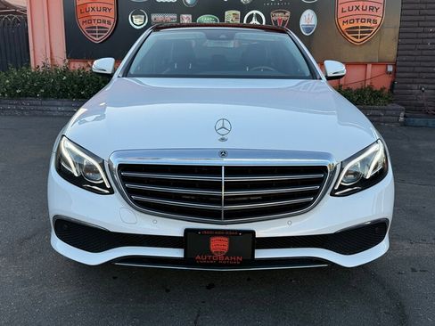 Used 2018 Mercedes-Benz E 300 image 2