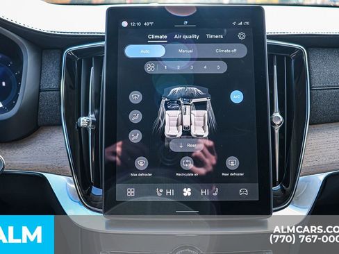 Used 2025 Volvo XC90 B6 Plus image 46