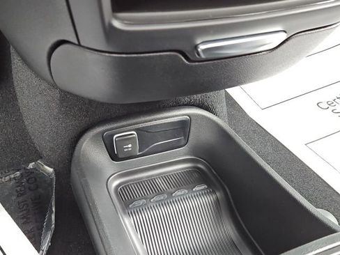 New 2026 Chrysler Pacifica Select image 48