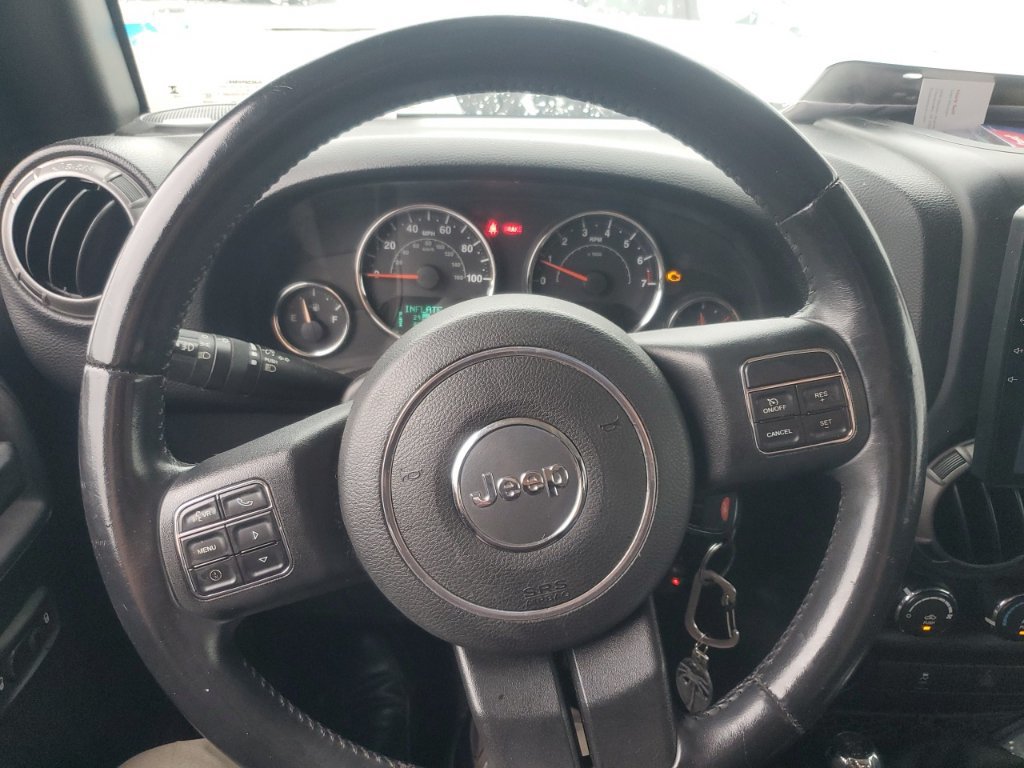 Used 2015 Jeep Wrangler Sport AWD/4WD image 12