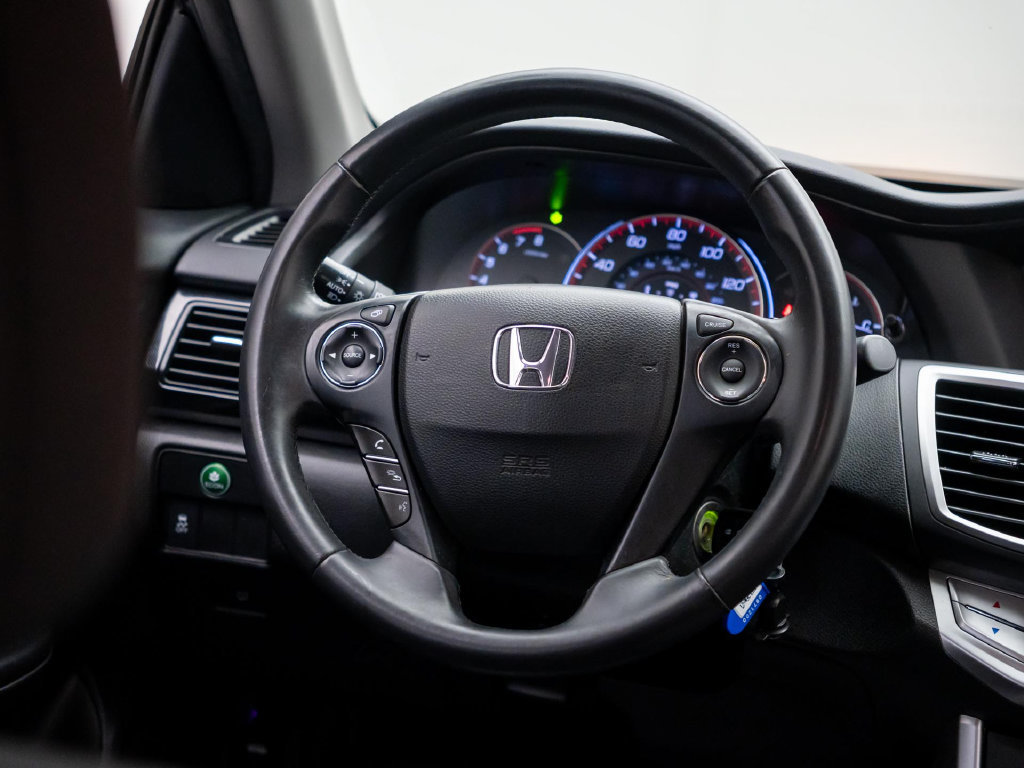 Used 2015 Honda Accord Sport image 13