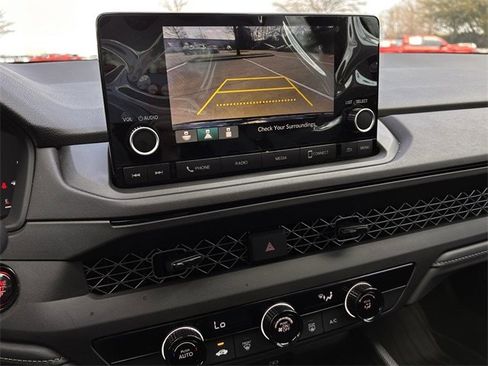 Used 2025 Honda Accord LX image 18