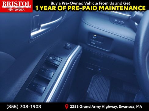 Used 2022 Toyota Highlander XLE AWD/4WD image 24