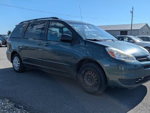 Used 2005 Toyota Sienna CE FWD image 2