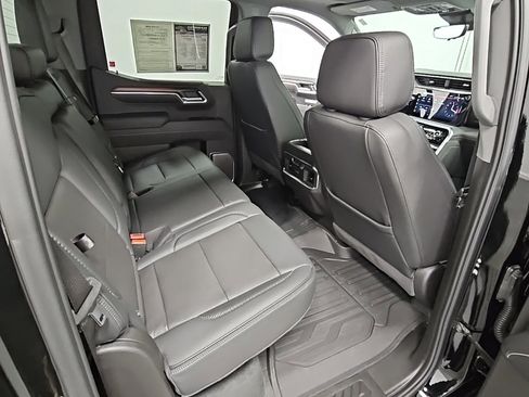 Used 2025 GMC Sierra 1500 Denali w/ Denali Reserve Package image 36
