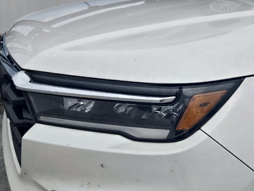Used 2025 Honda Pilot EX-L image 9