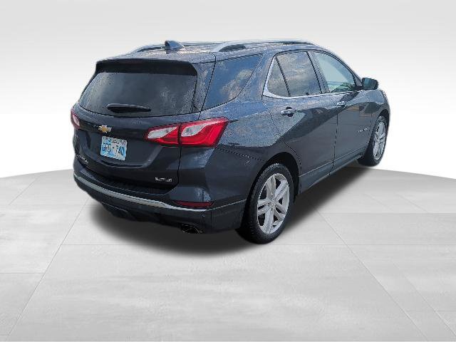 Used 2018 Chevrolet Equinox Premier FWD image 3