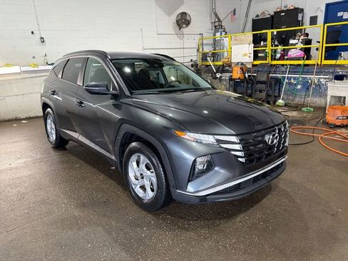 Used 2023 Hyundai Tucson SEL FWD image 11