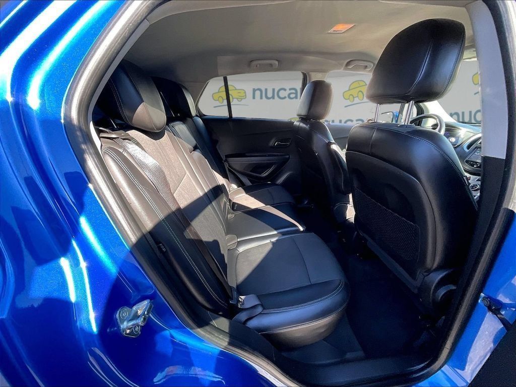Used 2015 Chevrolet Trax LT w/ LT Plus Package AWD/4WD image 16