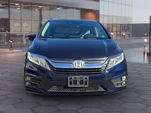 Used 2018 Honda Odyssey EX-L image 2
