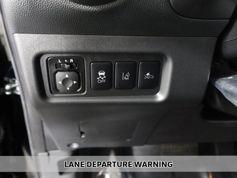 Used 2024 Mitsubishi Mirage G4 SE FWD image 3