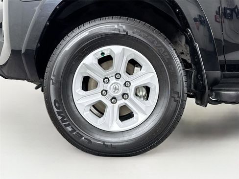 Certified 2024 Toyota 4Runner SR5 AWD/4WD image 43
