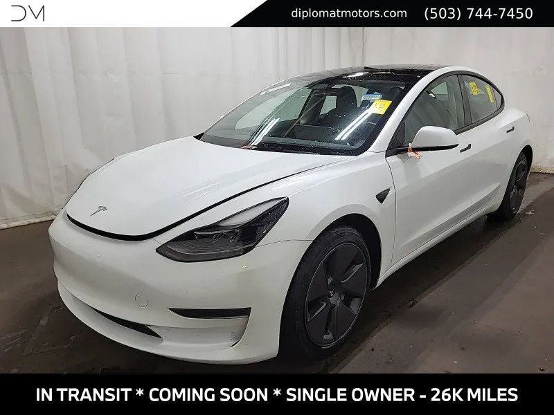 Used 2023 Tesla Model 3 Standard Range RWD image 1