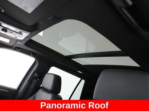 Used 2022 Chevrolet Tahoe Z71 AWD/4WD image 18