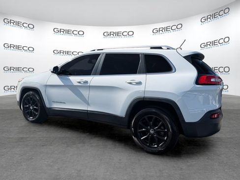 Used 2015 Jeep Cherokee Latitude FWD image 5