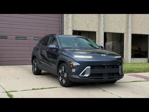 Used 2025 Hyundai Kona SEL FWD image 1