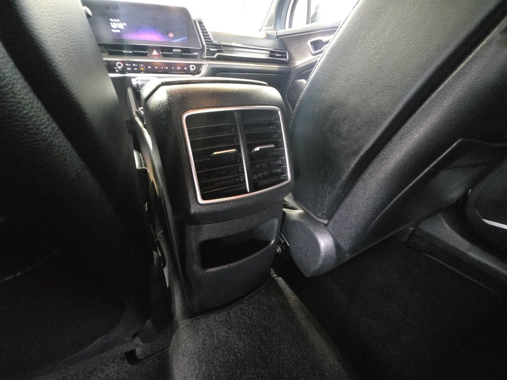 Used 2023 Kia Sportage X-Line AWD/4WD image 34