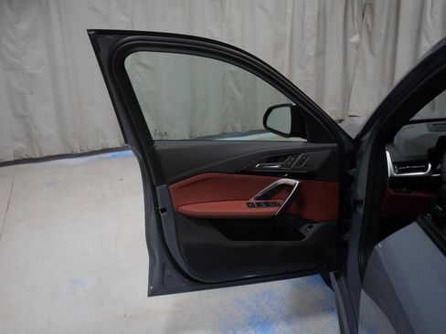 New 2027 BMW X1 xDrive28i AWD/4WD image 25