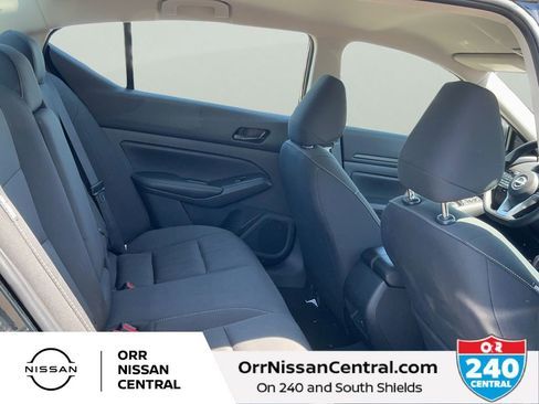 Used 2025 Nissan Altima 2.5 SV FWD image 12