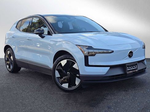 New 2026 Volvo EX30 Plus image 1