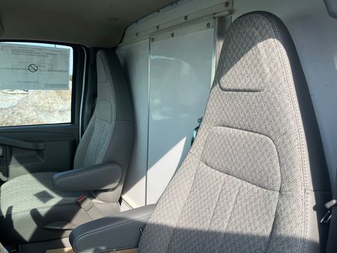 New 2026 Chevrolet Express 3500 Work Van w/ Power Convenience Package image 9