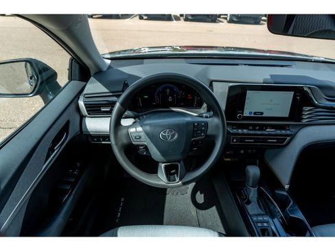 Used 2026 Toyota Camry LE w/ Convenience Package FWD image 20
