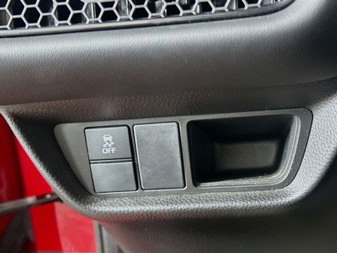 Used 2024 Honda HR-V EX-L image 16