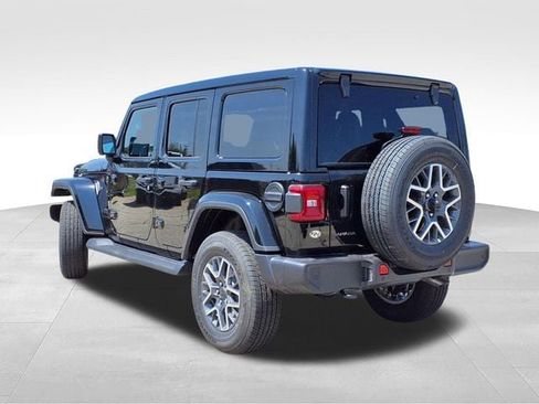 New 2025 Jeep Wrangler Sahara image 4
