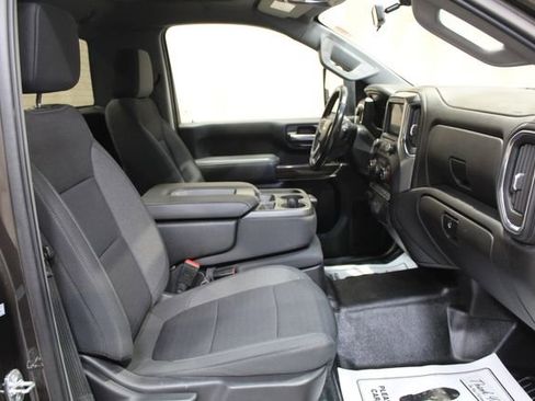 Used 2021 Chevrolet Silverado 3500 LT w/ Convenience Package image 16
