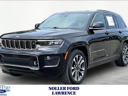 Used 2024 Jeep Grand Cherokee Overland w/ Adv Protech Group III AWD/4WD image 1
