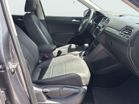 Used 2021 Volkswagen Tiguan SEL image 11