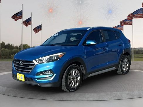Used 2018 Hyundai Tucson SEL Plus w/ Cargo Package FWD image 3