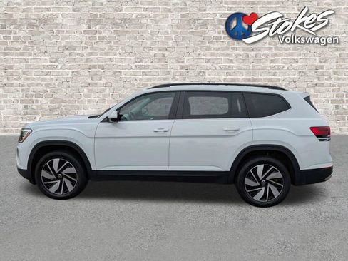 Certified 2025 Volkswagen Atlas SE FWD image 7
