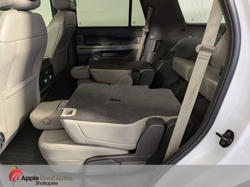 Used 2018 Ford Expedition Limited w/ Equipment Group 301A AWD/4WD image 44
