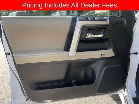 Used 2024 Toyota 4Runner Limited AWD/4WD image 18