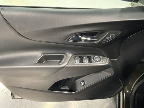 Used 2024 Chevrolet Equinox LT w/ LPO, Floor Liner Package image 20