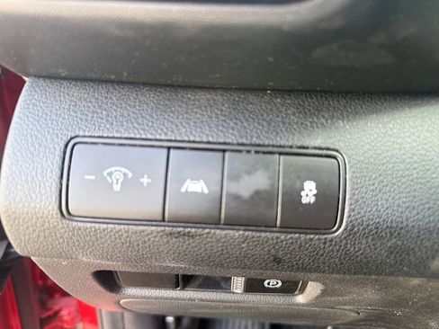 Used 2022 Hyundai Santa Fe SEL FWD image 16