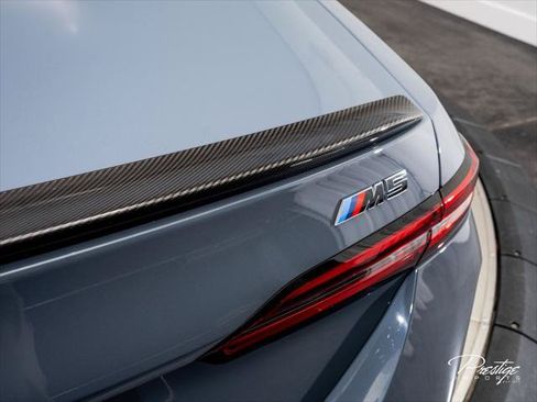 Used 2025 BMW M5 w/ Carbon Package AWD/4WD image 15