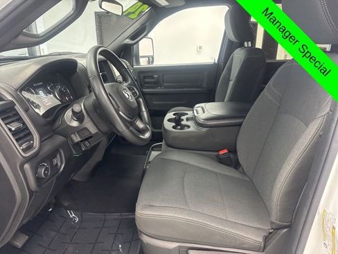 Used 2024 RAM 3500 Tradesman w/ Chrome Appearance Group image 14