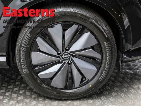 Used 2023 Nissan Ariya FWD image 30