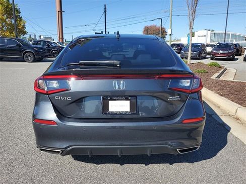 Certified 2022 Honda Civic Sport Touring image 5