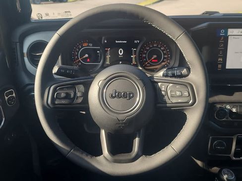 Used 2026 Jeep Wrangler Unlimited Sport AWD/4WD image 16
