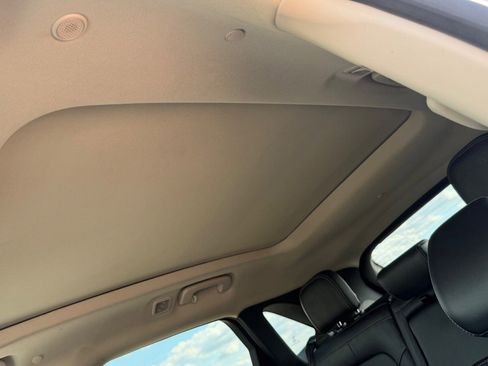 Certified 2020 Ford Escape Titanium w/ Titanium Premium Package 2.0 image 39