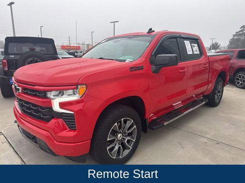 Used 2023 Chevrolet Silverado 1500 RST w/ Convenience Package II image 4