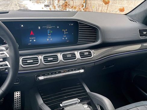 New 2026 Mercedes-Benz GLE 63 AMG S image 7