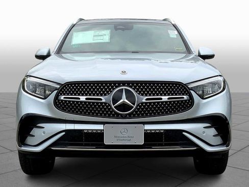New 2025 Mercedes-Benz GLC 350e GLC 350e image 3