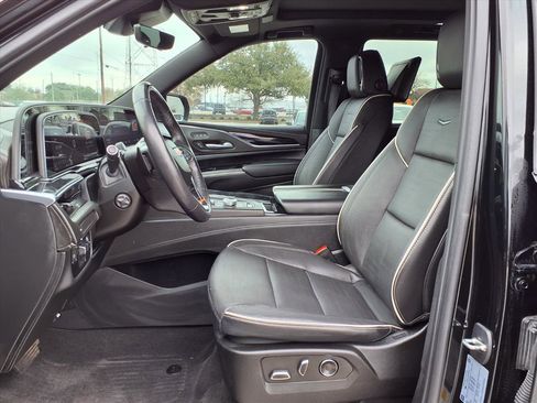 Used 2023 Cadillac Escalade Sport w/ LPO, Floor Liner Package image 16