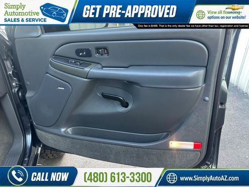 Used 2005 Chevrolet Silverado 2500 LT w/ Heavy-Duty Power Package RWD image 17