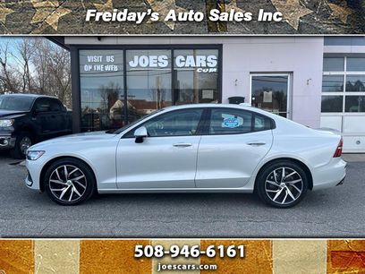 Used 2020 Volvo S60 T6 Momentum